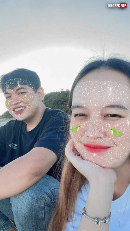 Cặp đôi thích đụ public chịch nhau trước cửa phòng trọ – Phần 2