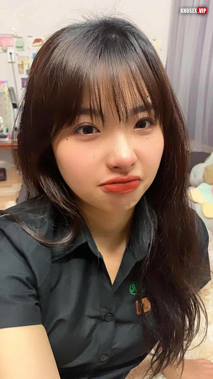 Chịch em người yêu xinh xắn sướng tê lồn