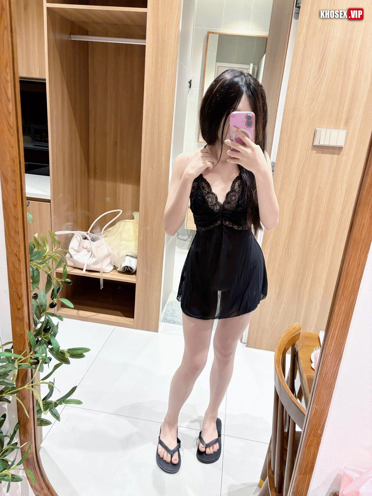 Chịch em rau non 2k7 ở sài gòn rên vl