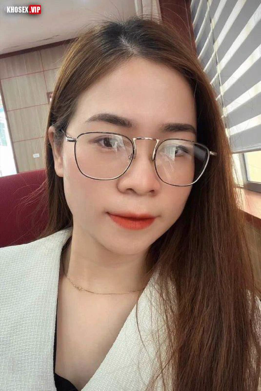 Chơi public dừng xe giữa đường doggy em bên xe ôtô (Full Clip + Pic)