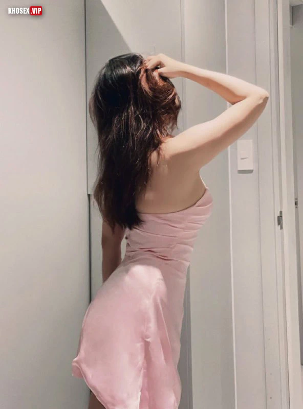 Chồng ơi đụ em đi, lồn vợ bóp đụ sướng quá