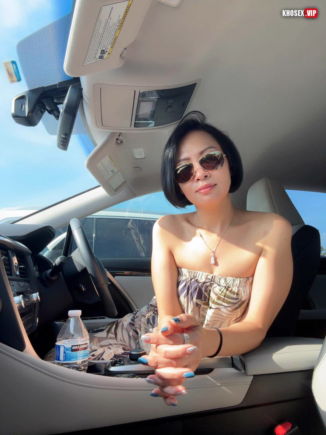 Máy bay U40 ngoại tình với đồng nghiệp trẻ đụ không bao bắn vào trong phê lòi lồn (Full Clip + Pic)